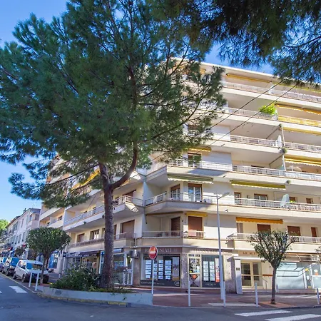 Coeur De - A 300m Des Plages - Parking - Fn Apartment Antibes