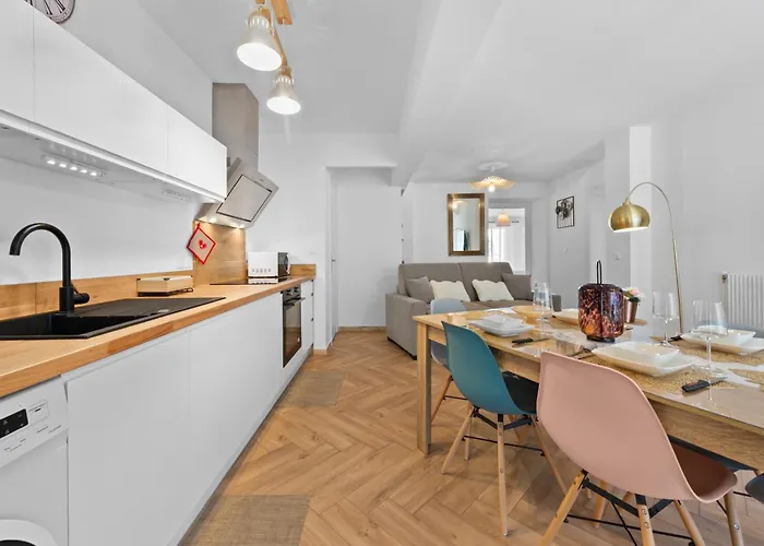 Διαμέρισμα Coeur De - A 300m Des Plages - Parking - Fn Αντίμπ